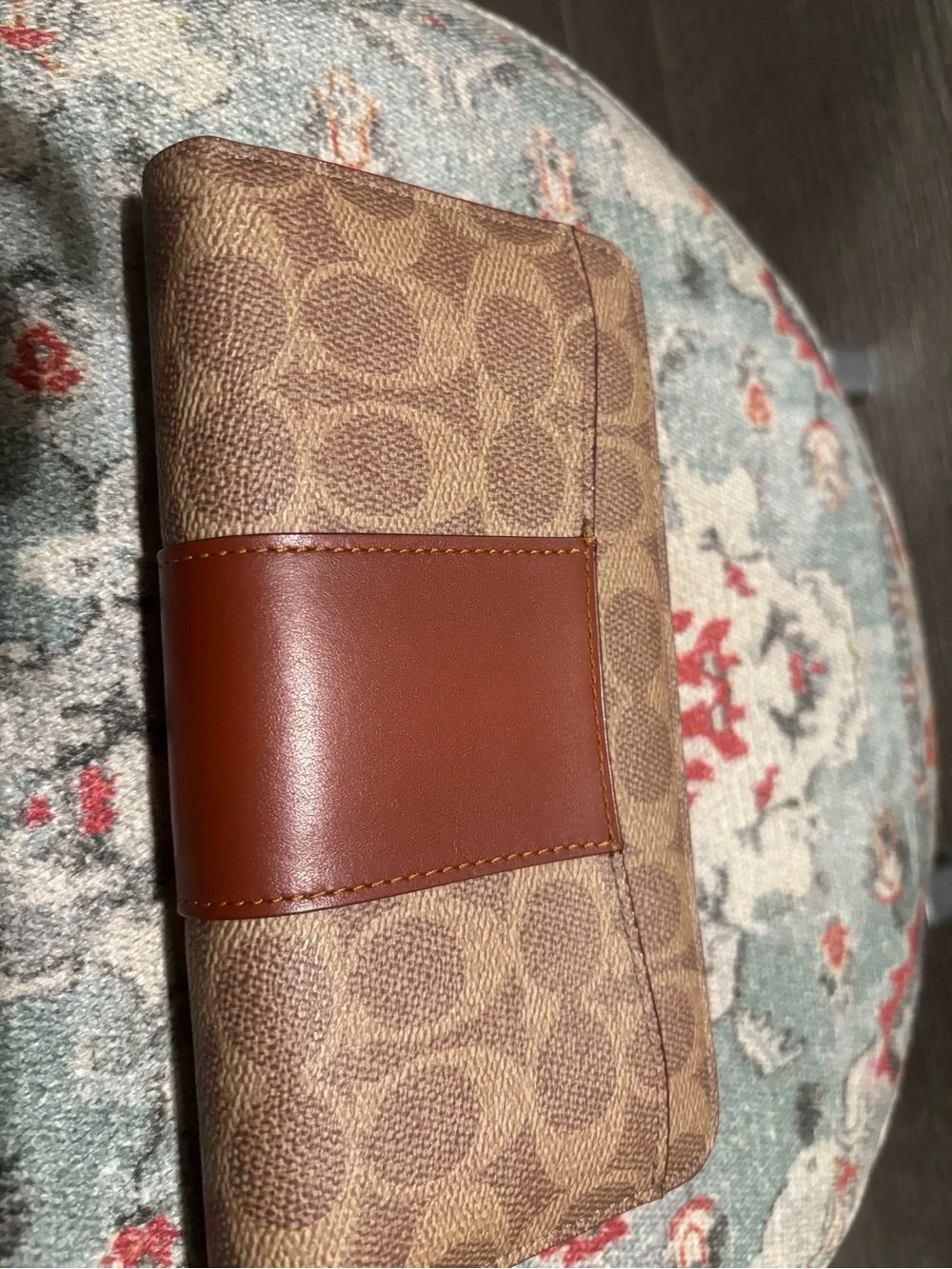 Coach Essential Accordion Zip Wallet